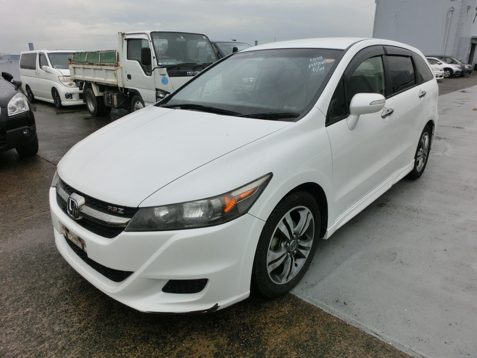 2013 Honda Stream